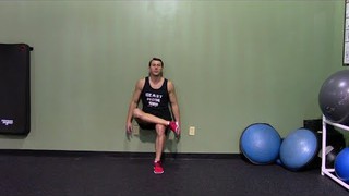 Drop It Like a Squat Workout at the Gym - HASfit Squat Exercises Workouts...