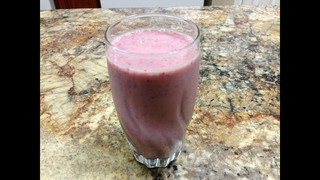 Strawberry Banana Smoothie - HASfit Healthy Smoothie Recipes - Protein Sh...