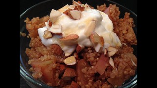 Cinnamon Apple Quinoa Breakfast Recipe - HASfit Quinoa Recipes - Healthy ...