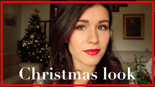 A Christmas Makeup Tutorial | Classic golden eye & red lip